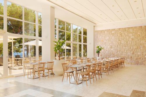 餐廳, 藍陽博拉克酒店 (Bluesun Hotel Borak) in 布拉克島