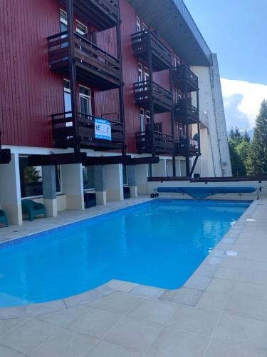 Family apartment on the skiing slope - Apartment - Le Collet d'Allevard