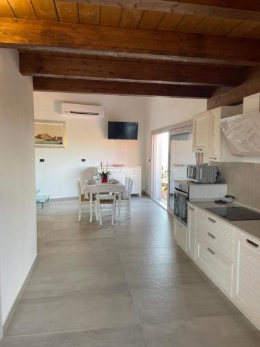 Konyha, Villa Infinity in Tergu