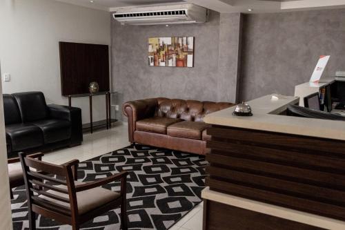 Lobby, Astor Hotel in Bauru