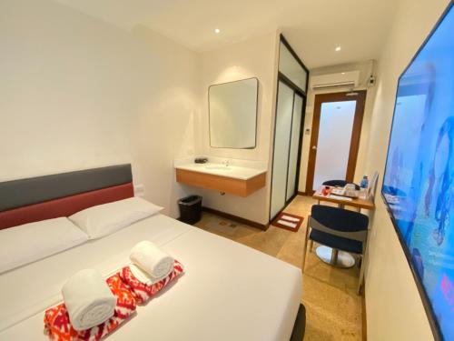 room detail thumbnail 0