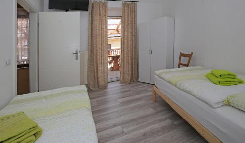 Ferienwohnung-Monteurzimmer Rolandseck in Gries
