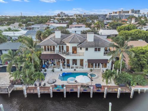 Luxury Home Villa D Amore Southern Florida Paradise sleeps 12 villa in Fort Lauderdale, USA