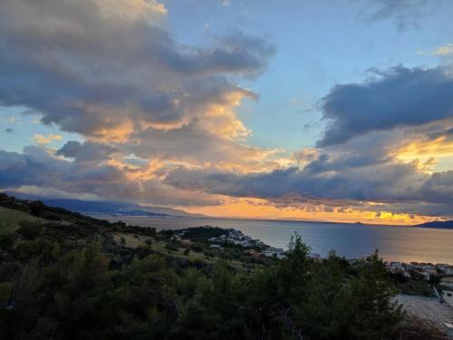 Vista sul Mare Loutra Oreas Elenis