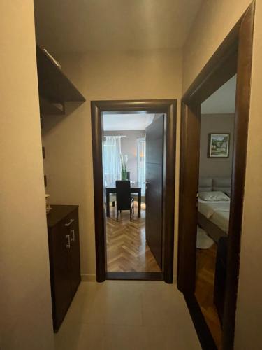 Silver Snowflake - Apartman sa dvoristem in Kamalj