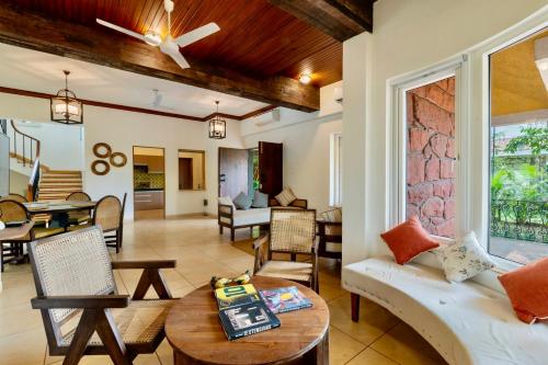 SaffronStays Boulevard RockHouse - pool villa with amazing nature views