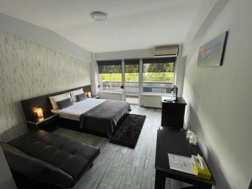 1 double bed