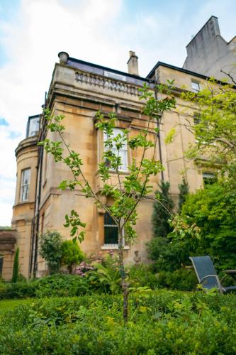 Grosvenor Villa - image 2
