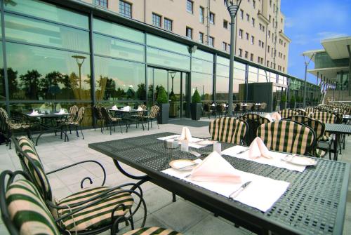 Maritim Hotel Dresden - image 3