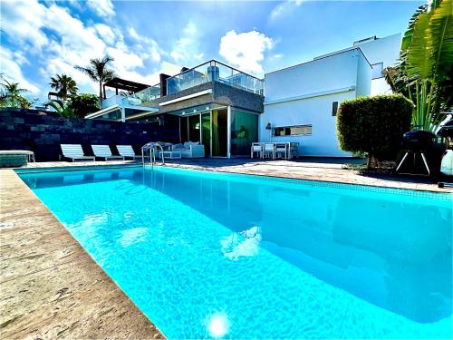 VILLA TESORO EL DUQUE