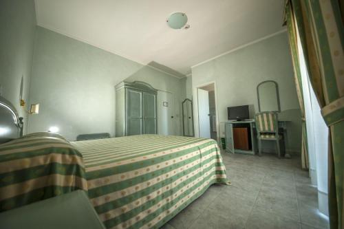 Hotel Murano - image 4