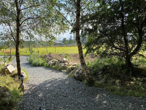 Craigshannoch Luxury 1 bed woodland lodge hot tub