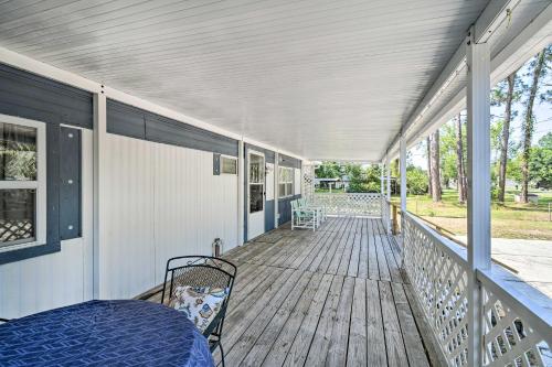 Peaceful Satsuma Escape with Dunns Creek Access in East Palatka (FL)