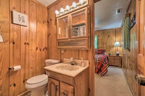 Serene Sky Valley Family Chalet with Fireplace