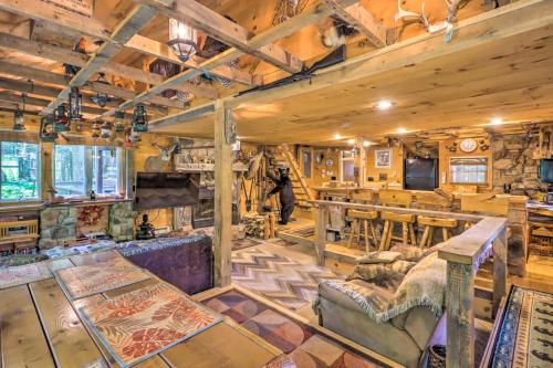 Secluded and Quiet Pocono Mountain Cabin with Hot Tub! in Kunkletown, USA