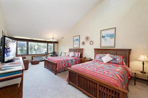 Tamarron Lodge Studio 512 in Durango, USA
