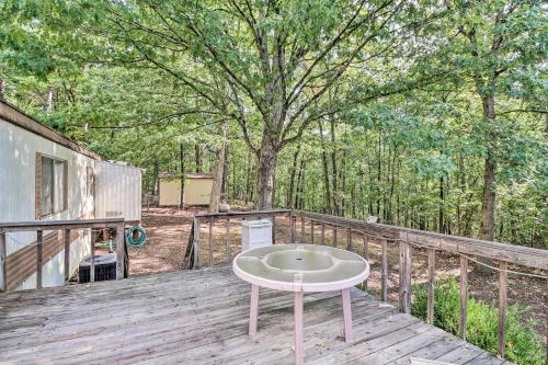 Tranquil Edgemont Home Near Greers Ferry Lake