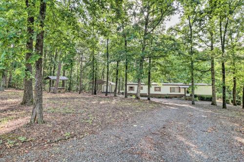 Tranquil Edgemont Home Near Greers Ferry Lake