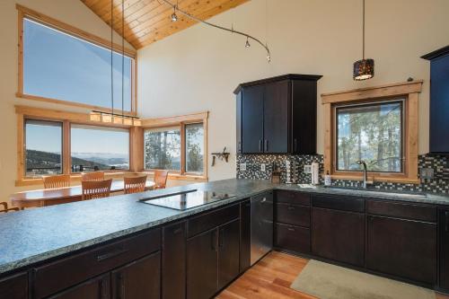 1234 Skyline Bayfield in Vallecito, USA