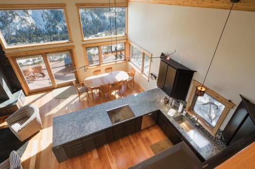 1234 Skyline Bayfield in Vallecito, USA