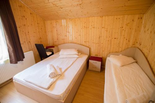 Pensiunea Valea Frumoasei - image 7