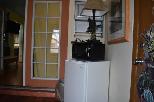 Dumplin Patch Bed & Breakfast - image 14