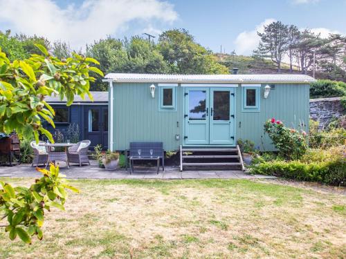 The Shepherd's Hut - image 7