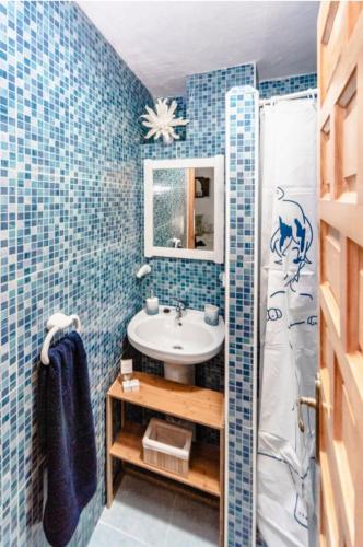 Vannas istaba, La Casita del Árbol Blanco (La Casita del Arbol Blanco) in Bubion