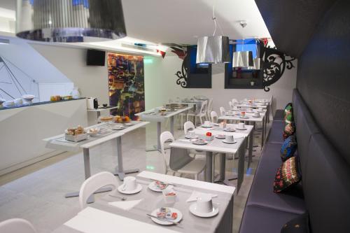 Hotel Magic - image 4