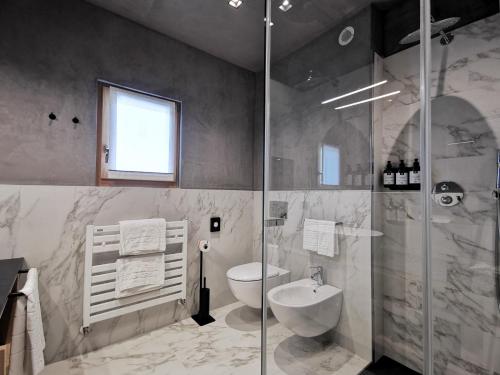 Superior Double Room image 4