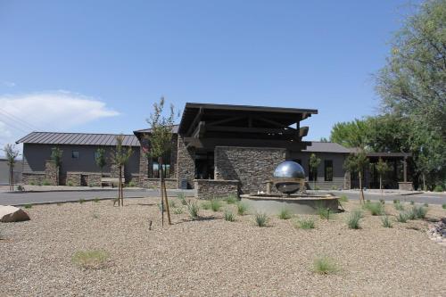Verde Ranch RV Resort - image 9