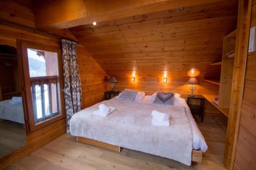Chalet Clearmount with Spa