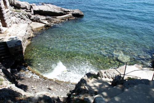 Apartments with a swimming pool Lovran Opatija - 7707 - image 4