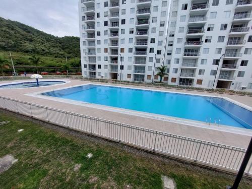 Apartamento Aqualina Orange Piso Octavo Vista a Piscina