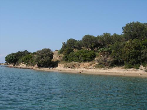Apartments with a parking space Supetarska Draga - Donja Rab - 11237 - image 4