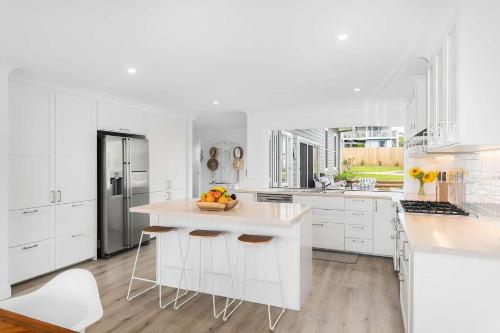 virtuve, SurfBreak on Seaside in Burrill Lake