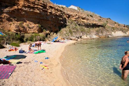  Apartments by the sea Pag - 15670 in Pag