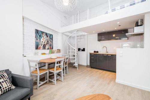 Urban Nest Apartments Bon 11 - Tap to explore photos