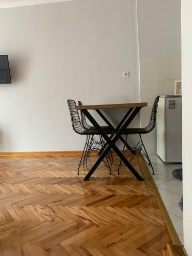 Comfy Studio - 1 minute walk to Delta Planet, Niš (Foto 6)
