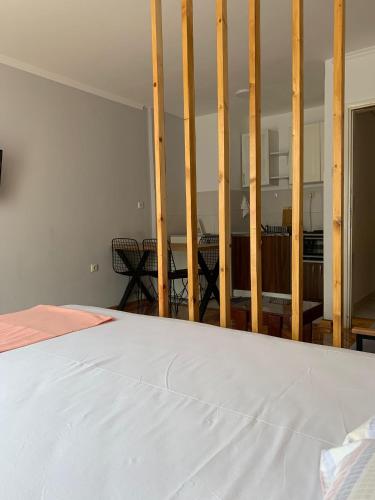 Comfy Studio - 1 minute walk to Delta Planet, Niš (Foto 9)