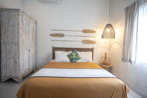 Standard Double Room image 4