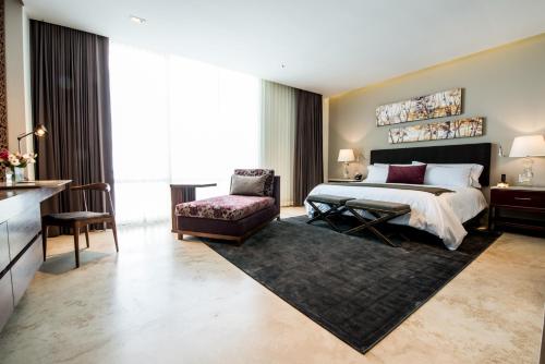 Square Small Luxury Hotel - Providencia