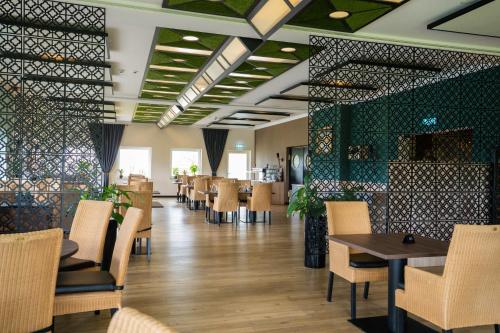 宴會廳, Hotel Löwenstein (Hotel Lowenstein) in 蓋羅爾施泰因市中心