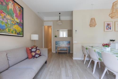 ApartEasy - Family 4-Bedroom Apartment, Barcelona (fotografie 4)