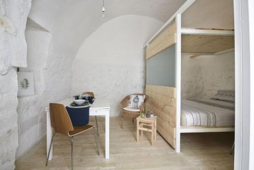 Sotto Il Cielo Di Ostuni - Cigno