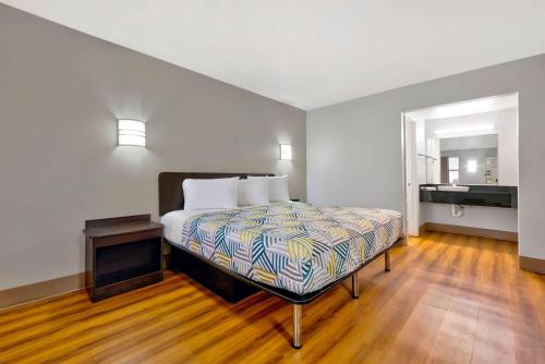 Motel 6-Plano TX - Plano Northeast - image 10