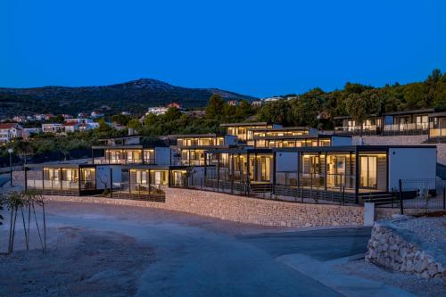 Two-Bedroom Mobile Home with Terrace - Seaside