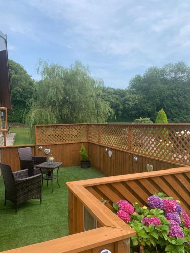 Swansea Log Cabin in Pontardawe