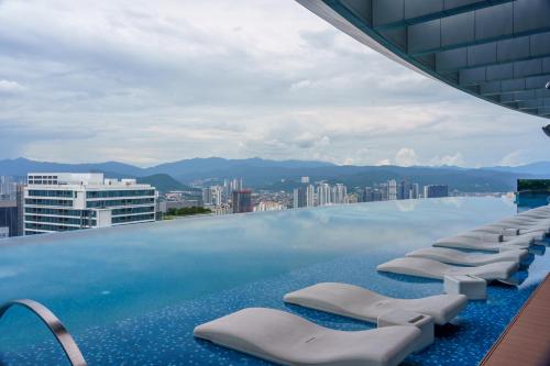 Eaton Residence KLCC by Yemala - image 14