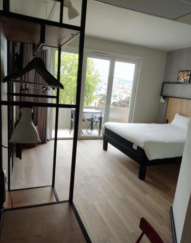 Ibis Brive Centre - image 9